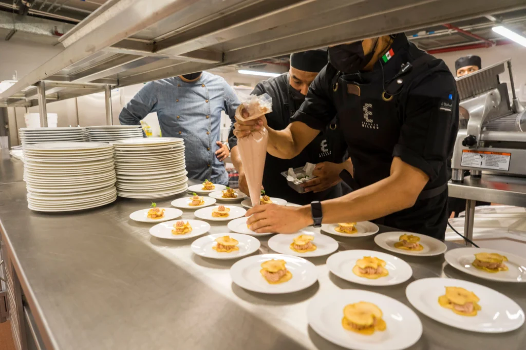 Logística de distribución en cocinas centralizadas