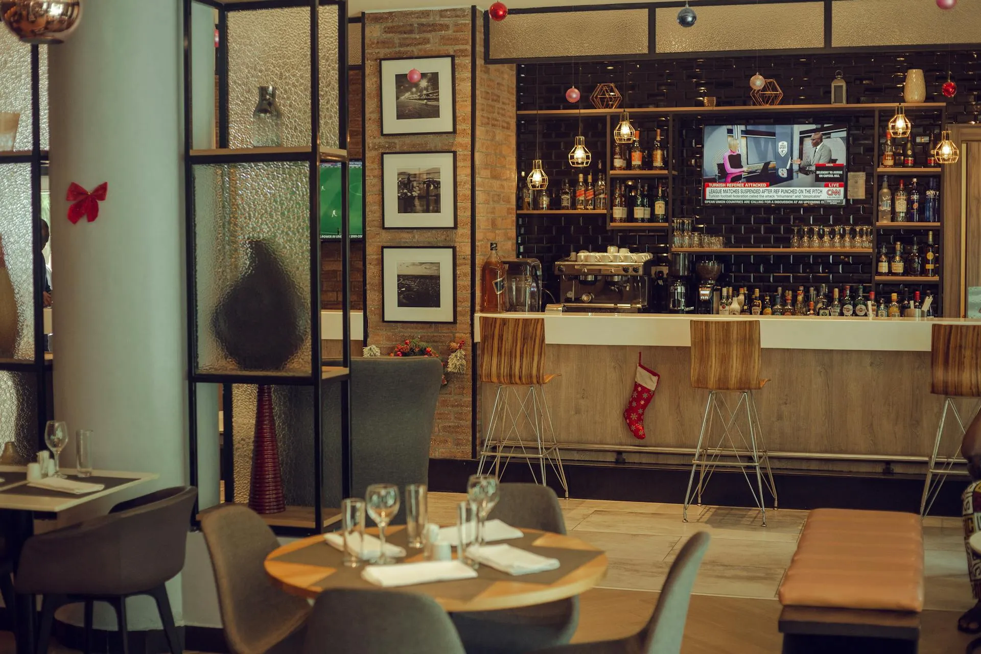 Cómo Abrir un Restaurante en Miami: Requisitos y Licencias 2025